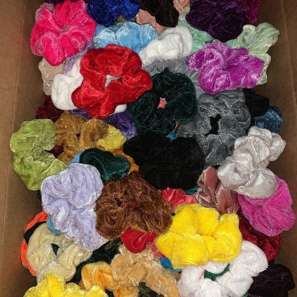 Random Assorted 100 Hair Tie Scrunchies Mixed Lot - Picture 11 of 14